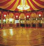 inside-spiegeltent